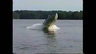 Twin Rig Hydrodyne Play Lake Kinkaid May 17, 2023