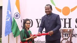 Masuma Moriom has received the National Youth Icon Award 2019