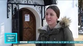 Plivanje za Časni krst na Savi u Sremskoj Mitrovici