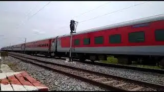 WAP-7! 06156 Tamilnadu SAMPARK KRANTHI Special Express Train Speed Action
