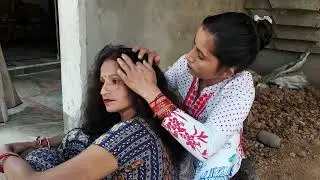 Punam Nitpicking in long hair / long hair cracking and nit picking