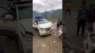 BOLERO VS INNOVA | ACCIDENT | BUILT QUALITY