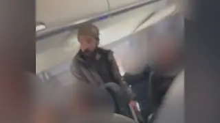 Flight attendant attacked with spoon on United flight