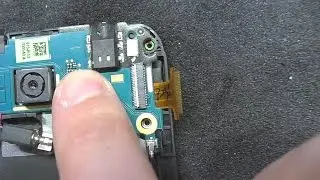 Устранение смещения шлейфа нового дисплея. Смартфон HTC x310e Titan