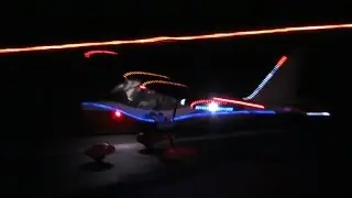RC Parachute jump by Night , Night of Fire , JetPower Messe 2014 *HD*