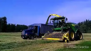raking and chopping first crop haylage 2019, John Deere 8600 self propelled forage harvester.
