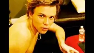 ashton irwin | catch me