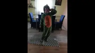R&oacute;ża czerwona-piosenka o szczepieniach i pandemii