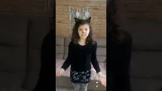 Recytacja wiersza ,,Kanarek na dachu