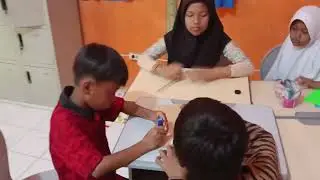 utilization of plastic bottle caps which are turned into items that have sales value