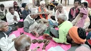 आदर्श फाग मंडल अतरौली ,मोहन लाल गंज द्वारा श्री पिपलेश्वर मंदिर में महापर्व शिवरात्रि पर फागुनी गीत