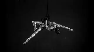 Showact f&uuml;r Events: Luftakrobatik - Aerial Straps