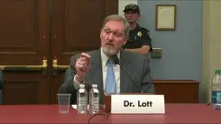 Sen Lee discusses gun statistics with Dr. Lott of the Crime Prevention Research Center
