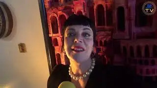Esther de Deugd :  Parfumproeverij