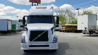 2015 Volvo VNL670 Automatic Sleeper $44,977