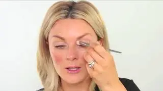 Bold Metals Collection - 200 Oval Shadow Brush