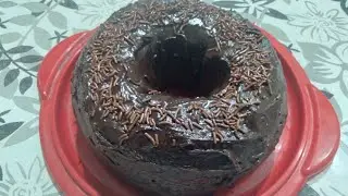 BOLO DE CHOCOLATE COM COBERTURA DE BRIGADEIRO | IRRESISTÍVEL 