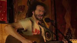 Ray Flanagan &rdquo;You Don't Hear Her &rdquo; unplugged at Negative Space