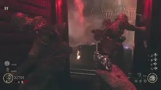 Call of Duty&reg;  WWII Shadowed Throne easy boss fight
