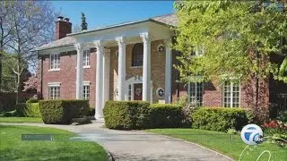 Former mob boss's home up for sale