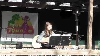 Claire Norris on Guitar