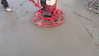 Walk behind concrete power trowel machine