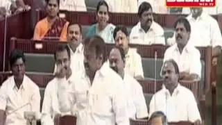 Real Fight in Tamilnadu Assembly - Jayalalitha Vs Vijayakant