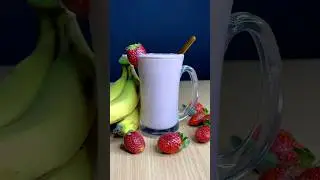 Strawberry banana milkshake 🍓🍌 #shorts