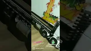 Miniatura Bob Constellation bitruck (Escala 1/32)