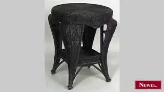 Antique American Victorian round wicker end table with