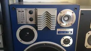 Marantz LS-17A speakers with Akai system