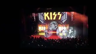 KISS - 2022-11-01 - KISS KRUISE XI week2 show2