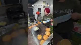 Ludhiana&rsquo;s famous AK 47 burger😍 #shorts #food #streetfood