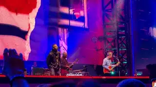 250704 Oasis - Stand by Me (Live 25” Cardiff First Gig)