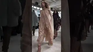 CHLO&Eacute; OUT/INV 24/25 SEMANA DE MODA / PARIS / V&Iacute;DEO COMPLETO AQUI NO CANAL #sitedacris #semanademoda
