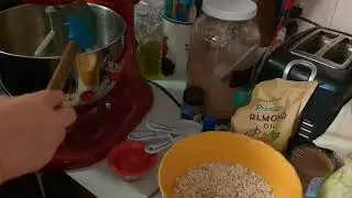 Getting Myself Motivated is a Challenge Sometimes: Making Pumpkin Oatmeal Cookies
