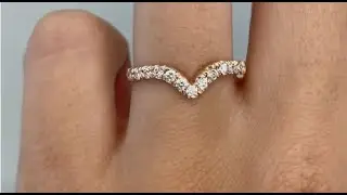 14k Rose Gold V-Shaped Diamond Wedding Band - Anna