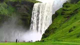 A huge waterfall in Iceland