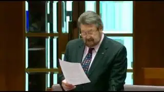 Senator Derryn Hinch Compares Fraser Anning's Immigration 'Final Solution' Comments To KKK Rally