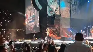 con.   @romeo SANTOS SOY PININA EN TODOS LOS EVENTOS 🎤🎵🎸🎶🎼