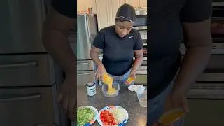 5/ MAMA MAKING IT HAPPEN😓 #minivlog #life #foryou #shorts #mom #motivation  #food #cooking #fyp