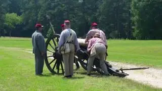 Firing a 12 pound Napoleon cannon