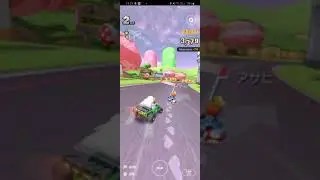 Princess Peach (Wedding) Racing in Royal Raceway T in Mario Kart Tour