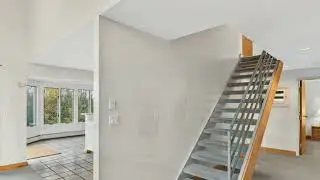 15 Hedge Lane