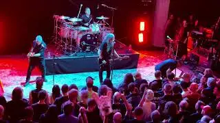 &lsquo; Yr&rsquo; Head is a rock &lsquo; and &lsquo; La La Land &lsquo; Shihad. Last ever show at Meow Nui. ( 16/03/25 )