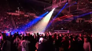 Sin Cara Entrance LIVE in Hartford, CT December 27, 2013