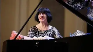Svetlana Navasardyan - Chopin: Waltz