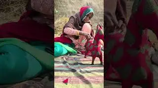 The amazing mind of a poor village woman created a unique item from old clothes