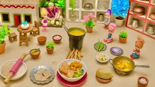 Traditional Kaddu Puri Recipe | Village Style Cooking | Mini Kitchen | Miniature Village Cooking