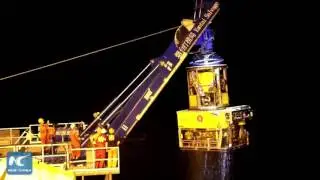 Salvage robot reaches 3,000 meters underwater